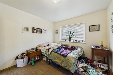 Portfolio Opportunity! An exceptional chance to acquire two - photo 36