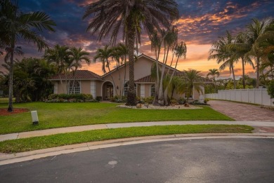 (private lake, pond, creek) Home For Sale in Boynton Beach Florida