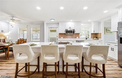 Welcome to 513 Timber Lane in Forest Park, one of North Fort - photo 3