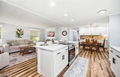 Welcome to 513 Timber Lane in Forest Park, one of North Fort - photo 7