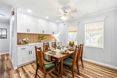 Welcome to 513 Timber Lane in Forest Park, one of North Fort - photo 8