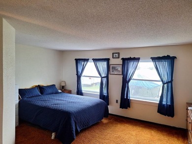 Welcome to your springtime lakeside retreat on Pelican Lake! As - photo 14