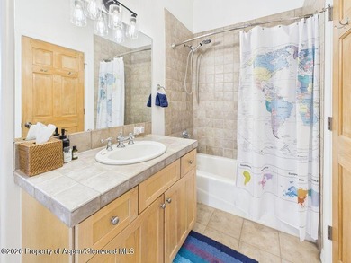 RIVER VALLEY RANCH -- GOLF COURSE LIVING IN A PRIVATE ENCLAVE - photo 24