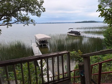 Welcome to your springtime lakeside retreat on Pelican Lake! As - photo 24