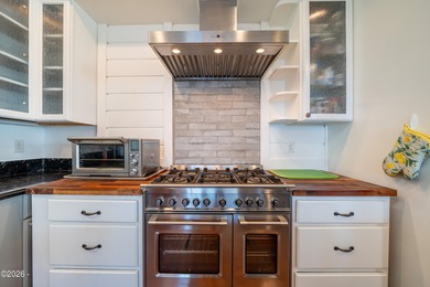 Fantastic OCEAN VIEWS from this immaculate and thoughtfully