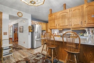 **Lakefront on 3.67 Acres - Hunter Lake!** One-owner home in - photo 8