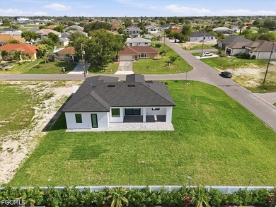 Welcome to this stunning new construction home offering 4 - photo 7