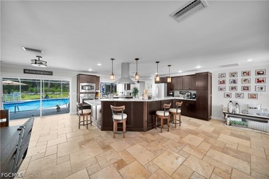 Experience the perfect blend of privacy, space, and - photo 8