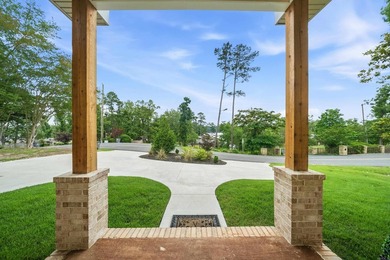 Located on highly coveted Peninsula Drive, this well-kept - photo 4