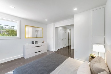 Don't miss this exceptional opportunity to own a legal 2 family - photo 4