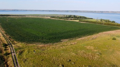 Lake Oahe Acreage For Sale in Pierre South Dakota