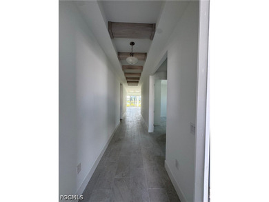 Discover the perfect blend of luxury, comfort, and modern living - photo 4