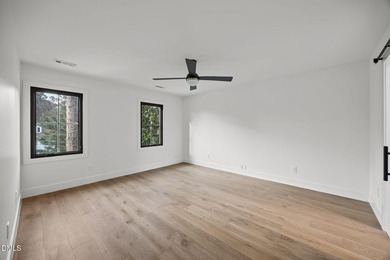 Back on the market with no fault of the seller. Buyers could not - photo 21