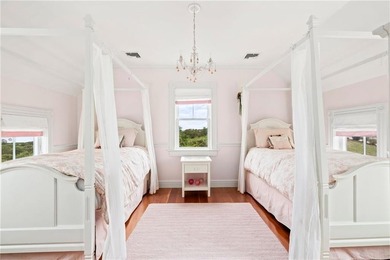 Imagine ending each day surrounded by some of the most - photo 38