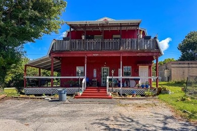 Rare opportunity to acquire an established, income-producing - photo 3