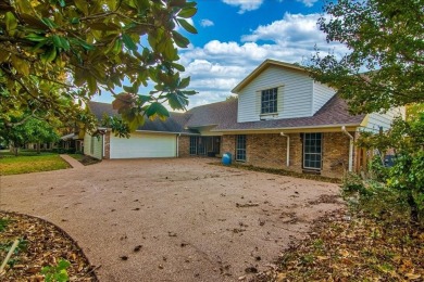 Lake Home For Sale in Waco, Texas