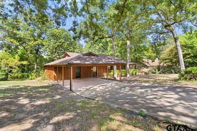 This home has so much potential and offers an affordable entry - photo 4