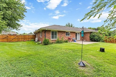 Beautifully updated, spacious home located in a quiet - photo 5