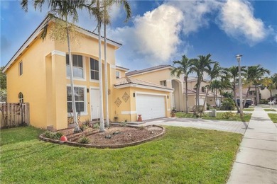 BEAUTIFUL 2 STORY SINGLE FAMILY HOME WITH 4 BEDROOMS, 3 FULL - photo 3