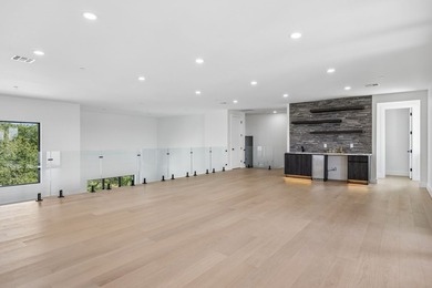 LOCATION. LAKE VIEWS. NATURE PRESERVE. Welcome to 2800 N Kimball - photo 25