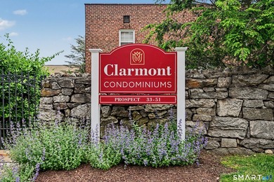 Completely renovated and move-in ready, this stylish two-level - photo 27