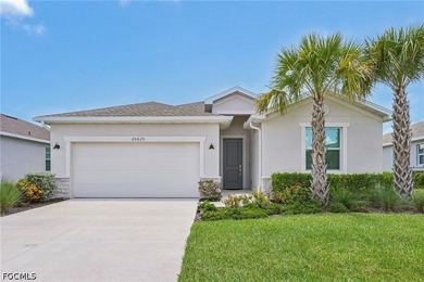 Welcome to your piece of paradise in the highly sought-after - photo 1