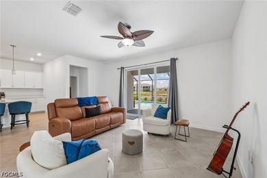 Welcome to your piece of paradise in the highly sought-after - photo 4