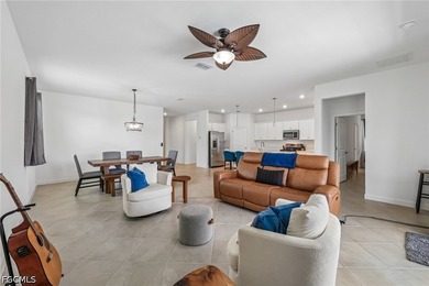 Welcome to your piece of paradise in the highly sought-after - photo 5