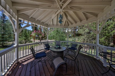 Very cute and updated 3 bedroom/2 bathroom Grand Lake home! It's - photo 8