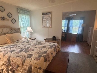 Beautifully maintained Palm Harbor manufactured home offering - photo 22