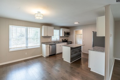 Beautiful, spacious home in the heart of Lexington!! This 2172 - photo 6