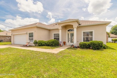 Welcome home to this beautifully maintained 4-bedroom - photo 4