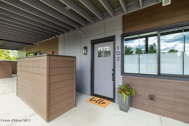 Lake Pend Oreille Condo For Sale in Ponderay Idaho