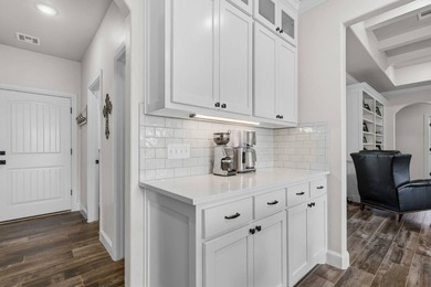 - Private Waterfront Living on Red Rock Lake - Space, Design & - photo 13