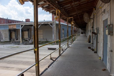 Excellent opportunity to secure a prime commercial space in