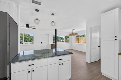 It's like living in a brand new house! Completely renovated 4 - photo 18