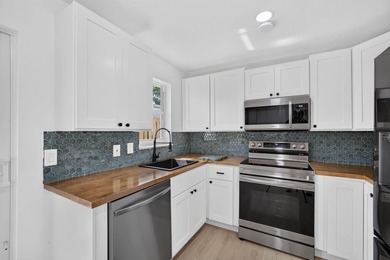 It's like living in a brand new house! Completely renovated 4 - photo 21