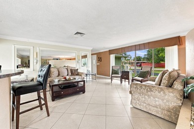 Welcome to this spacious 3-bedroom, 3-bathroom home located in - photo 24