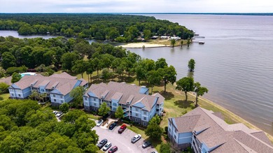 Ground floor corner unit with spectacular views of Lake Marion - photo 27