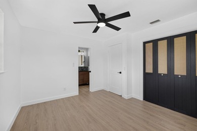 It's like living in a brand new house! Completely renovated 4 - photo 32