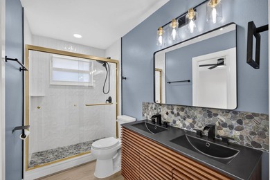 It's like living in a brand new house! Completely renovated 4 - photo 33