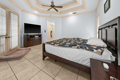 DON*T MISS OUT ON THIS HOME THAT HAS IT ALL - 4 bedrooms/3 - photo 37