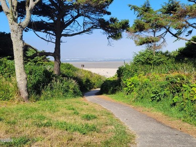 Golf Course Views, Coastal Breezes & Easy Living Enjoy the best - photo 38