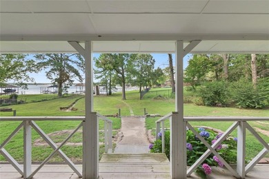 Cedar Creek Lake Home For Sale in Payne Springs Texas