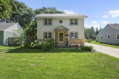 Lake Monona Home For Sale in Monona Wisconsin