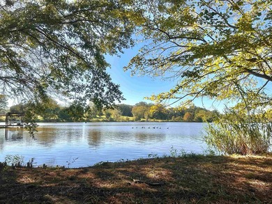 Lakefront Living at Its Best! Welcome to your personal paradise - photo 3