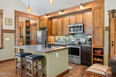 Experience the perfect blend of refined rustic charm and modern - photo 4