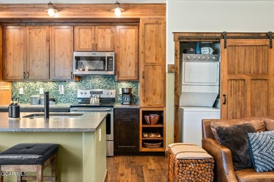 Experience the perfect blend of refined rustic charm and modern - photo 7