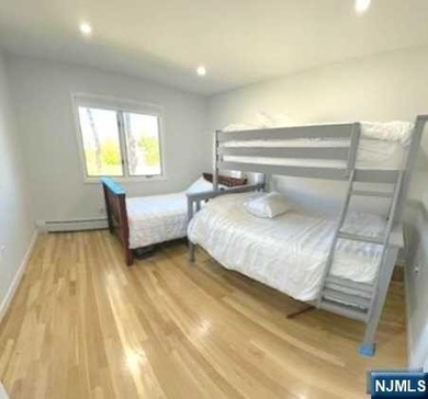 Rare opportunity to own full renovated unit recently - photo 8