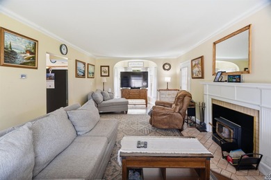 This beautiful character home features 4 bedrooms and 2 full - photo 4